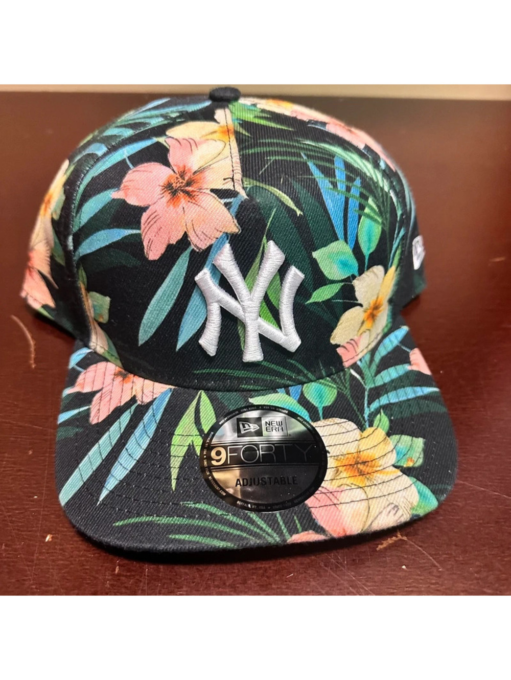 New era, New York Yankees, tropical flower, design, snapback hat